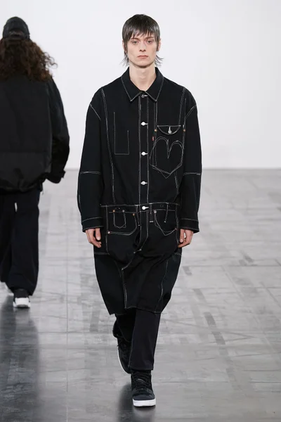 Look 39